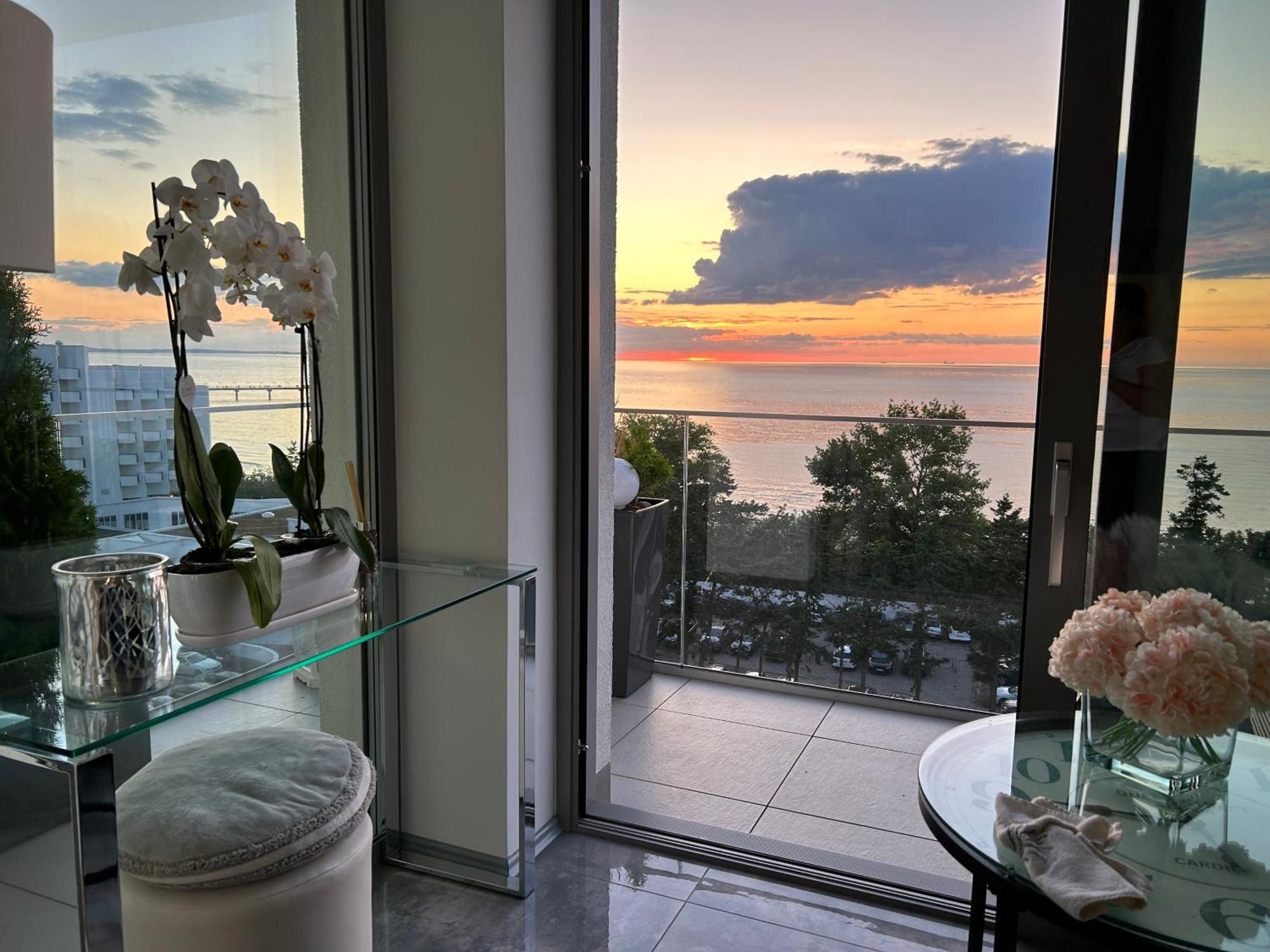 Luxe Baltic Sunset Apartment Miedzyzdroje Exterior photo